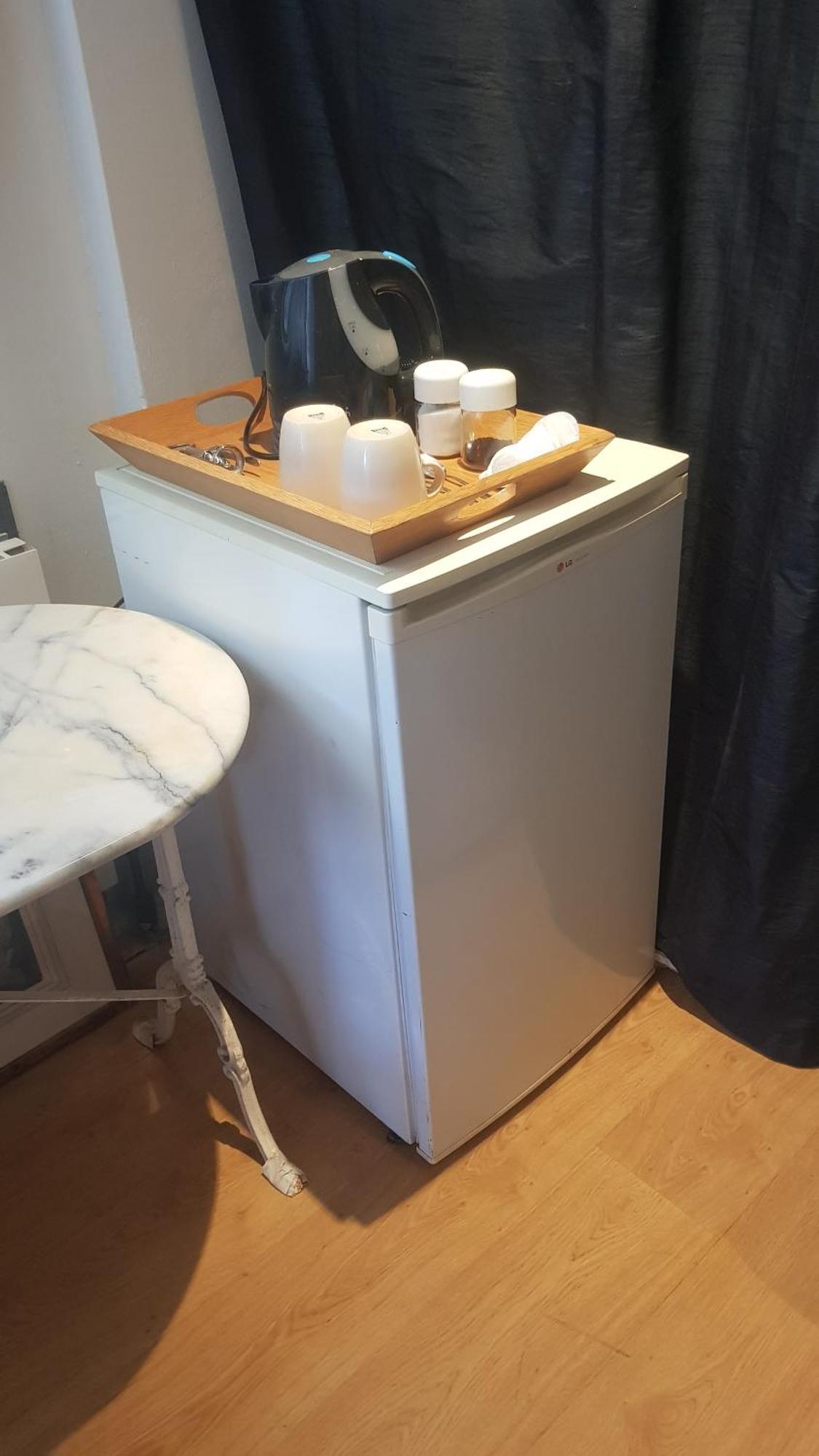 Little Peaceful Retreat Room With Bath, Heating, Terrace, Free Wifi Fridge Easy Parking 마르베야 외부 사진